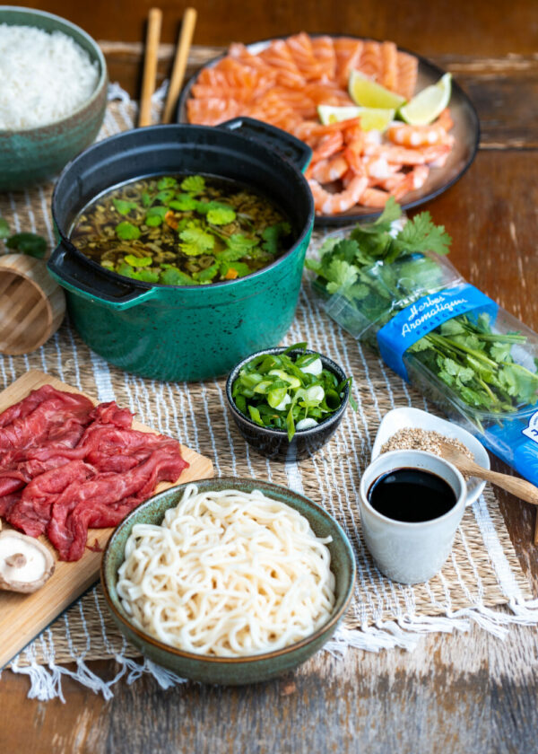 Fondue japonaise à l’ail rose et échalote