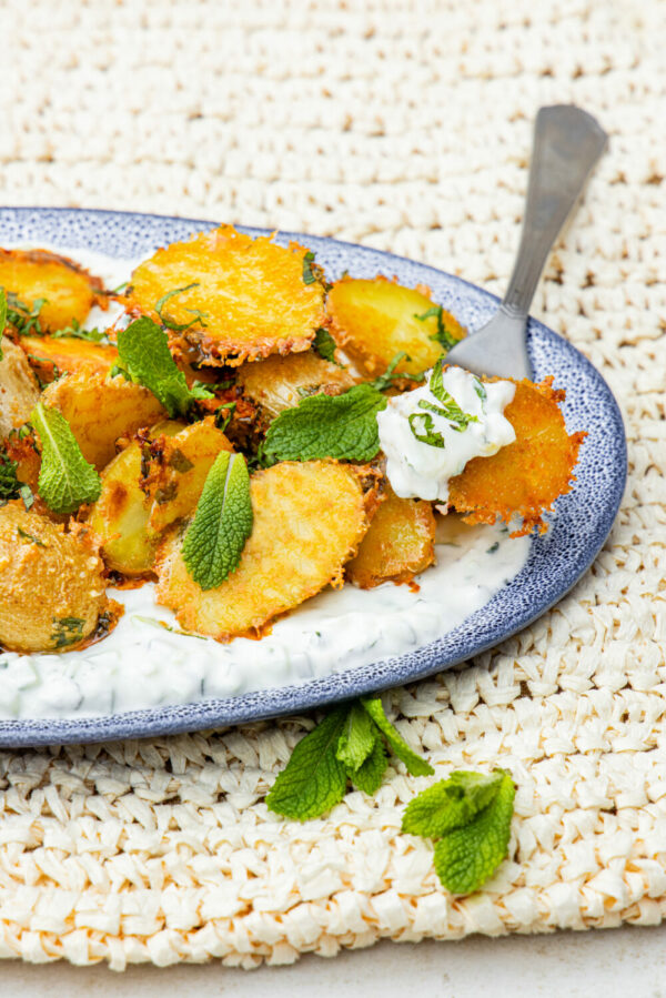 Tzatziki salade menthe et crispy potatoes